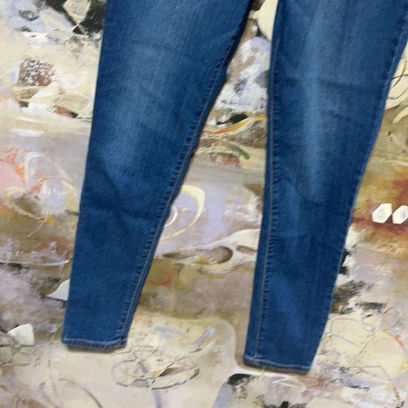 Old Navy super Skinny Mid-rise Size 4 - Picture 4 of 10
